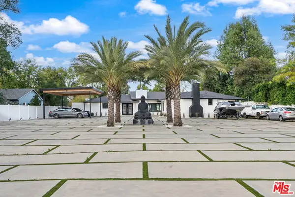 17211 Parthenia Street, Northridge (los Angeles), CA 91325