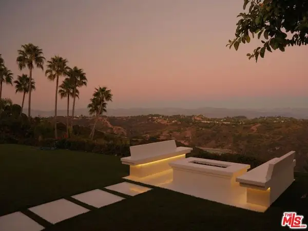 2262 Stradella Road, Los Angeles, CA 90077