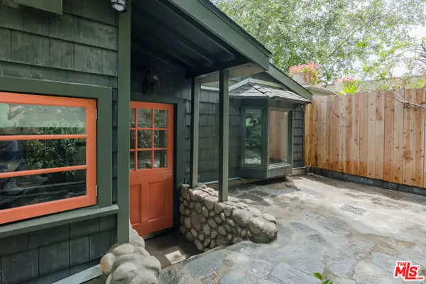 937 N Beverly Glen Boulevard, Los Angeles, CA 90077