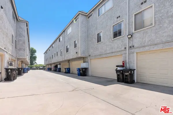 8936 Willis Avenue #11, Panorama City (los Angeles), CA 91402