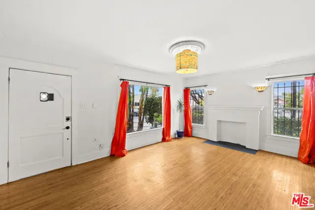 2640 Vineyard Avenue, Los Angeles, CA 90016 - Image #3