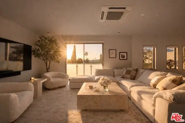 928 N Croft Avenue #304, Los Angeles, CA 90069 - Image #3