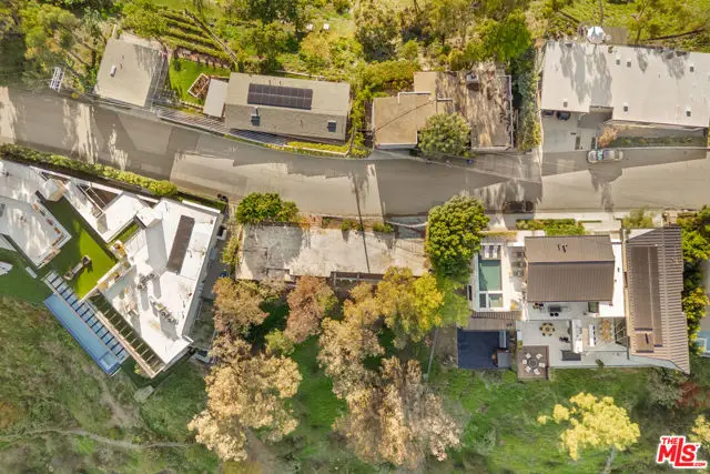 1128 N Tigertail Road, Los Angeles, CA 90049 - Image #3