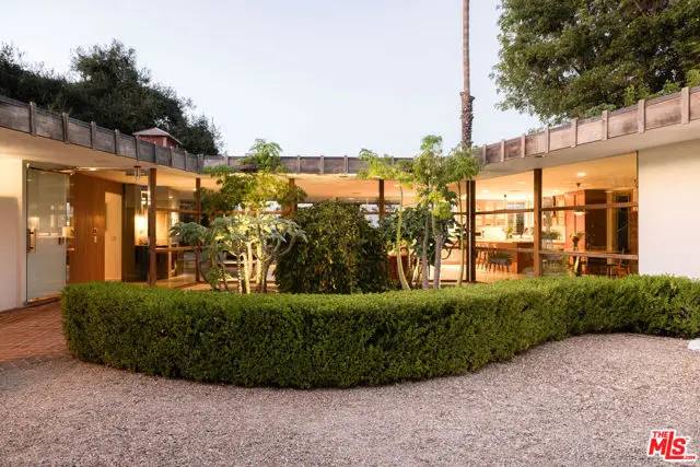 3307 Bonnie Hill Drive, Los Angeles, CA 90068 - Image #2