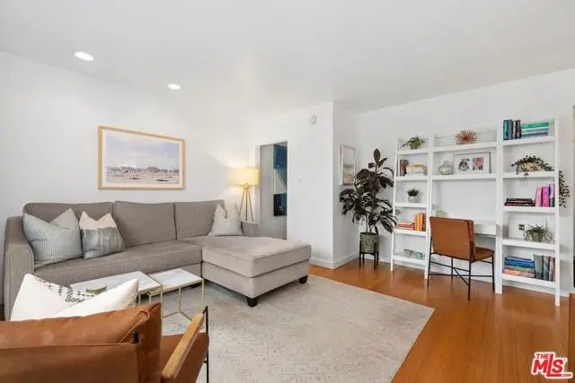 2431 3rd Street #9, Santa Monica, CA 90405 - Image #1