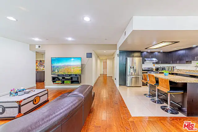 332 S Oxford Avenue #106, Los Angeles, CA 90020 - Image #3