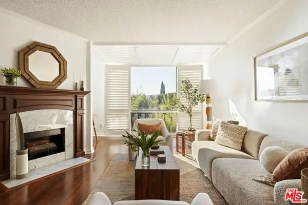 12830 Burbank Boulevard #207, Valley Village, CA 91607