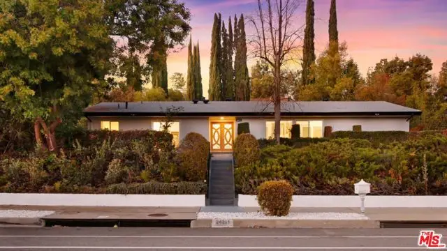 24201 Burbank Boulevard, Woodland Hills, CA 91367 - Image #1