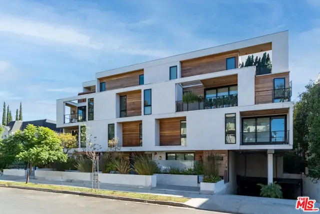 132 N Swall Drive #202, Los Angeles, CA 90048 - Image #1