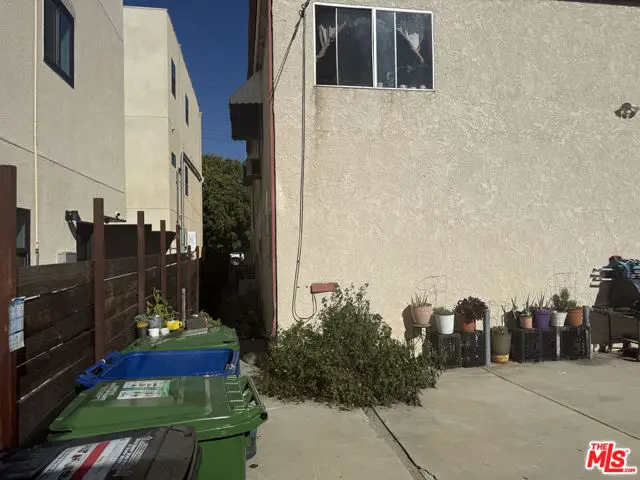 2726 Council Street, Los Angeles, CA 90026 - #3