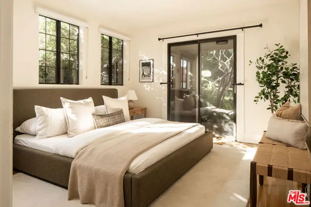 1518 N Stanley Avenue, Los Angeles, CA 90046 - #2