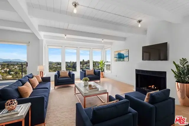 2226 Ronda Vista Drive, Los Angeles, CA 90027 - Image #3