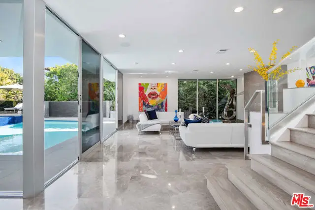 1250 Angelo Drive, Beverly Hills, CA 90210 - Image #1