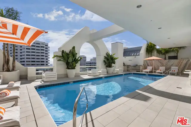 10520 Wilshire Boulevard #407, Los Angeles, CA 90024 - Image #2