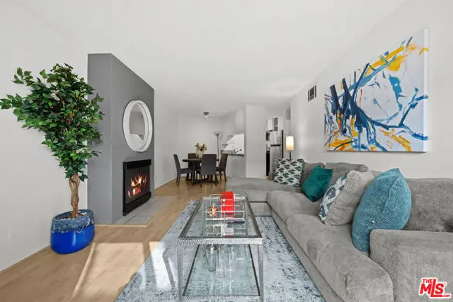 3640 Cardiff Avenue #104, Los Angeles, CA 90034 - #3