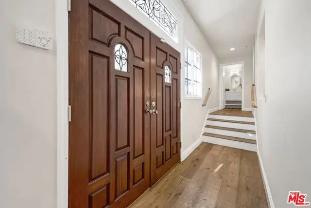 11963 Mayfield Avenue #102, Los Angeles, CA 90049 - Image #3