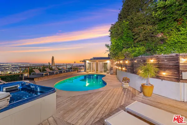 8494 Cole Crest Drive, Los Angeles, CA 90046