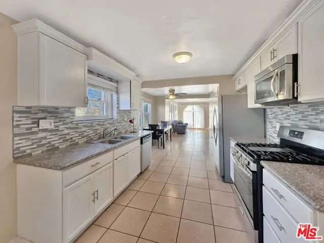 3493 E Joyce Drive, Fresno, CA 93703 - Image #1