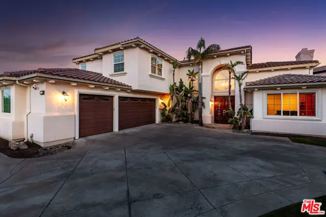 7416 Wiscasset Drive, Canoga Park, CA 91304 - Image #2