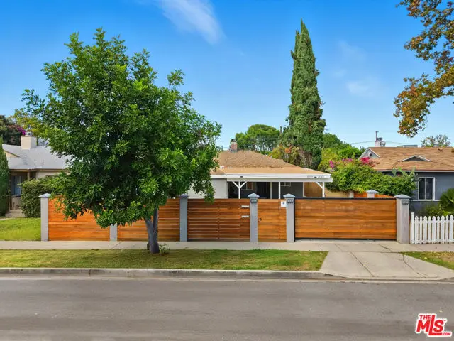 18149 Welby Way, Reseda, CA 91335 - #2