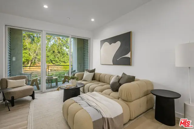 5851 Westside Crossing Lane, Los Angeles, CA 90034 - #3