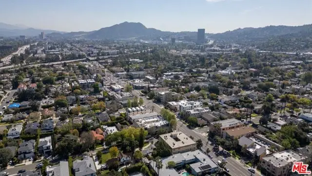 4394 Farmdale Avenue #202, Studio City, CA 91604 - Image #1