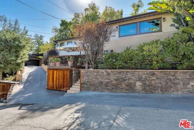 21832 Canon Drive, Topanga, CA 90290 - Image #3