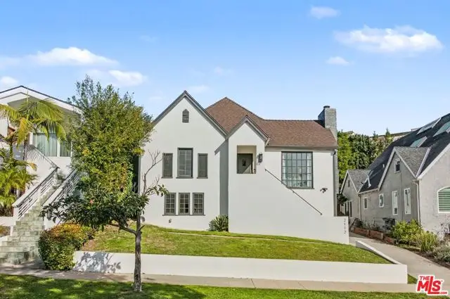 2112 Linnington Avenue, Los Angeles, CA 90025 - Image #1