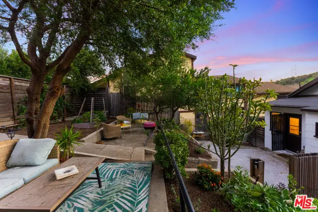 534 Casanova Street, Los Angeles, CA 90012 - Image #3