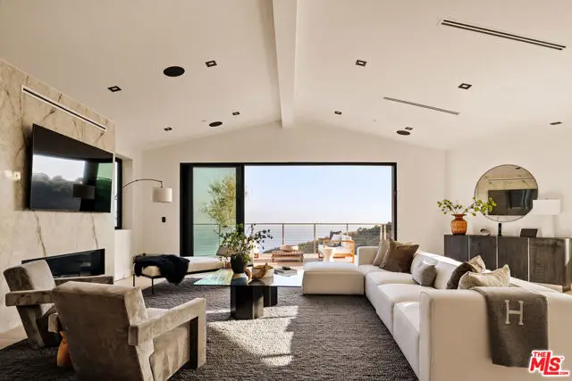 5877 Trancas Canyon Road, Malibu, CA 90265 - Image #3