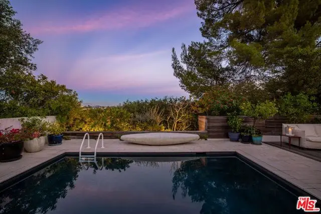 8704 Hollywood Hills Road, Los Angeles, CA 90046 - #1