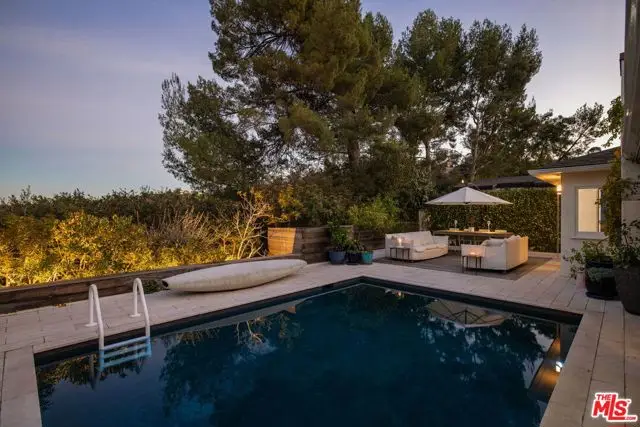 8704 Hollywood Hills Road, Los Angeles, CA 90046 - #3