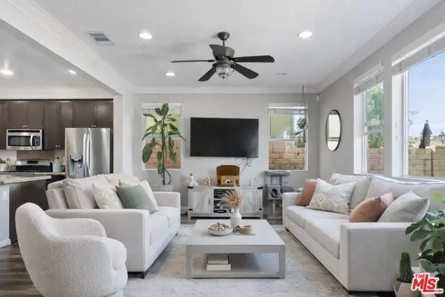 19861 Via Beeler, Santa Clarita, CA 91321 - Image #1