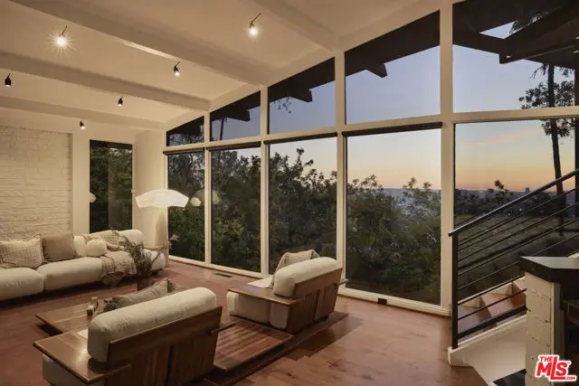 2055 N Gramercy, Los Angeles, CA 90068 - #1