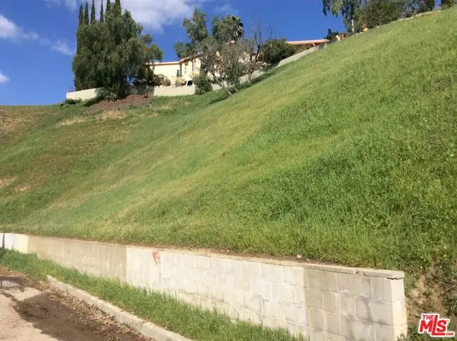 21680 Arcos Drive, Woodland Hills, CA 91364 - Image #3