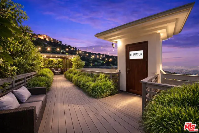 8827 Evanview Drive, Los Angeles, CA 90069 - #3