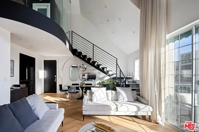 930 N Doheny Drive #301, West Hollywood, CA 90069 - Image #3