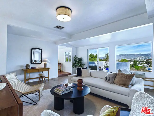 2550 Corralitas Drive, Los Angeles, CA 90039 - Image #1