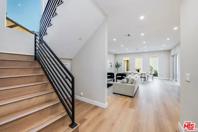 421 N Catalina Street, Burbank, CA 91505 - #3