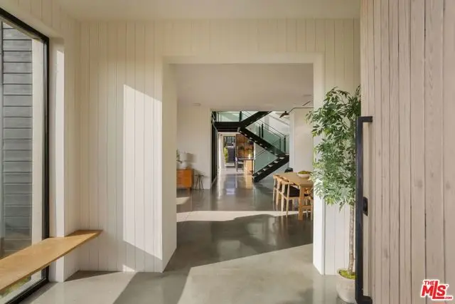 901 Flower Avenue, Venice, CA 90291 - #3