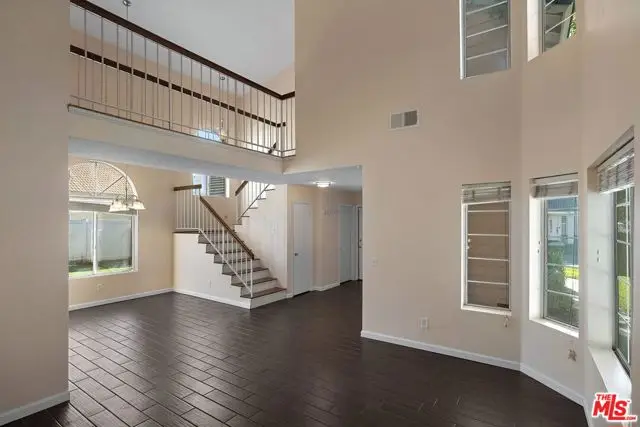 19915 Towhee Court #39, Santa Clarita, CA 91351 - Image #3