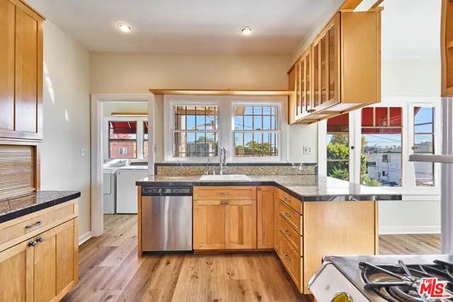 1288 S Highland Avenue, Los Angeles, CA 90019 - Image #2