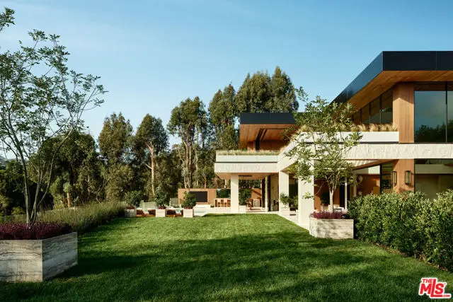 401 N Tigertail Road, Los Angeles, CA 90049 - #2