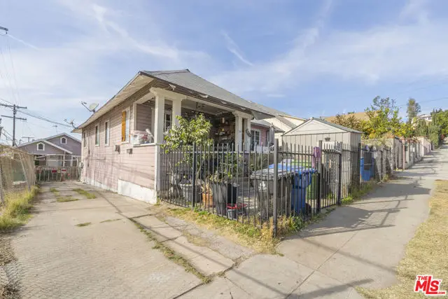 2415 N Gates Street, Los Angeles, CA 90031 - #1
