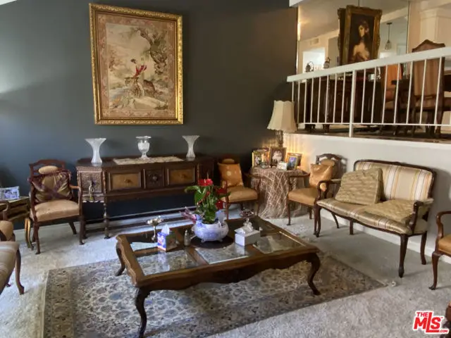 18417 Collins Street #A, Tarzana, CA 91356 - #3