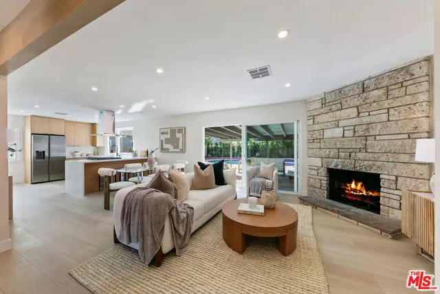 8915 Odessa Avenue, North Hills, CA 91343 - Image #2