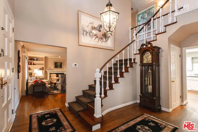 4221 Jubilo Drive, Tarzana, CA 91356 - Image #2