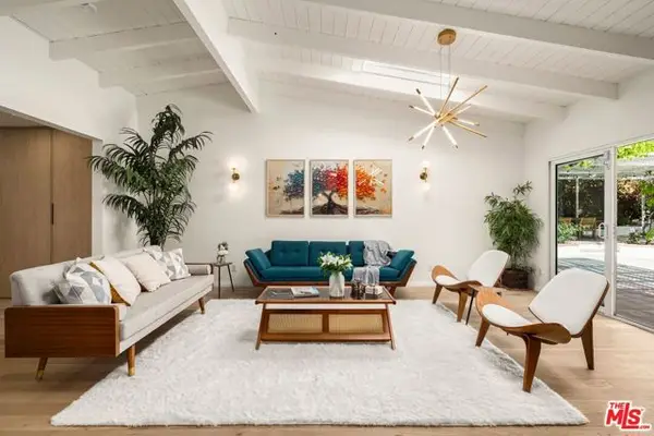 23020 Lita Place, Woodland Hills (los Angeles), CA 91364