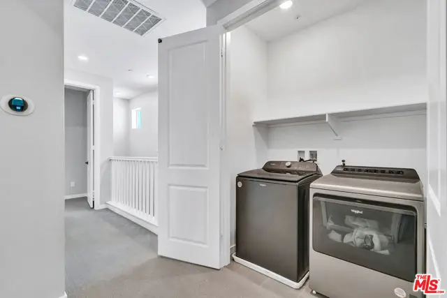 515 Daniel Freeman Circle, Inglewood, CA 90301 - Image #3