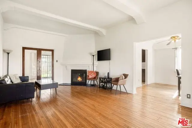 1562 S Crescent Heights Boulevard, Los Angeles, CA 90035 - Image #3